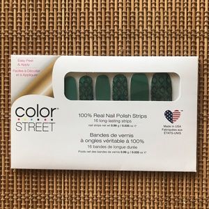 Color Street Black 100% Nail Polish Strips